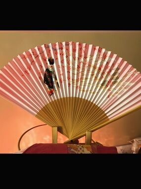 Vintage Japanese Folding Fan w Stand Geisha Hand Painted Sensu Made in Japan